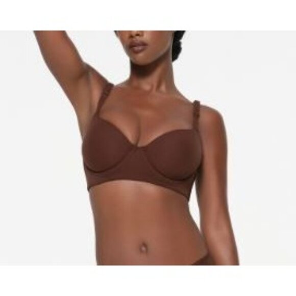 NWT SKIMS FITS EVERYBODY FULL COVERAGE BACK SMOOTHER BRA COCOA 34DDD - Picture 1 of 4